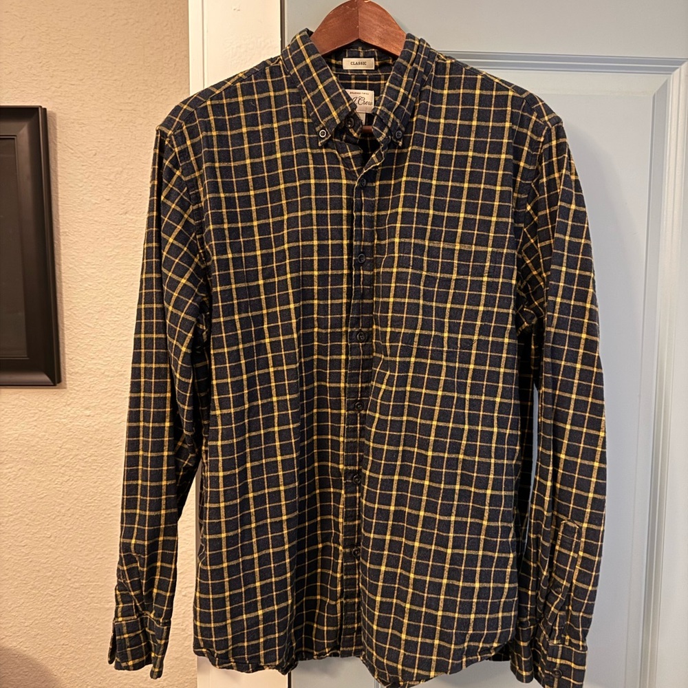 J Crew
L
Classic Fit
Long sleeve